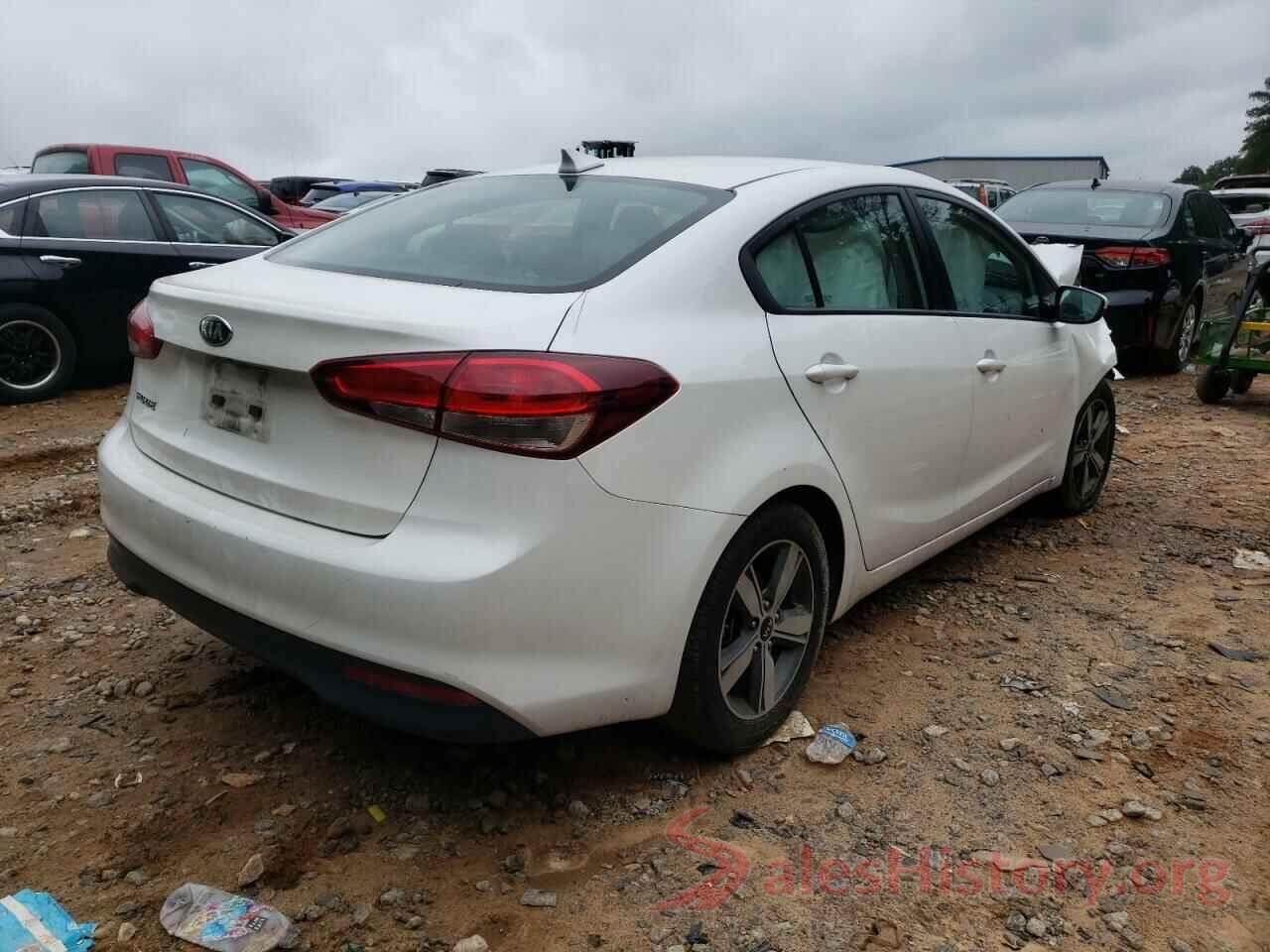 3KPFL4A79JE239351 2018 KIA FORTE