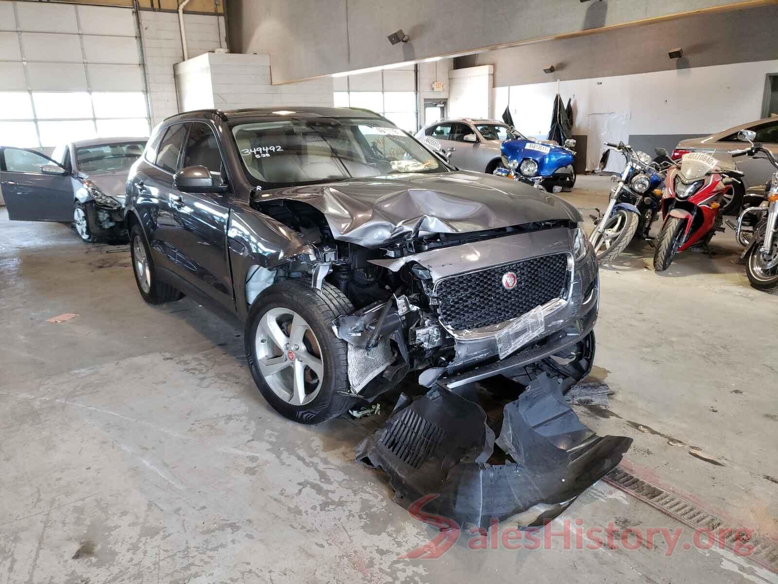 SADCJ2FX9JA250962 2018 JAGUAR F-PACE