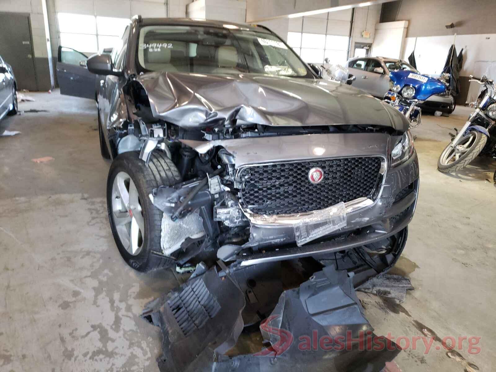 SADCJ2FX9JA250962 2018 JAGUAR F-PACE