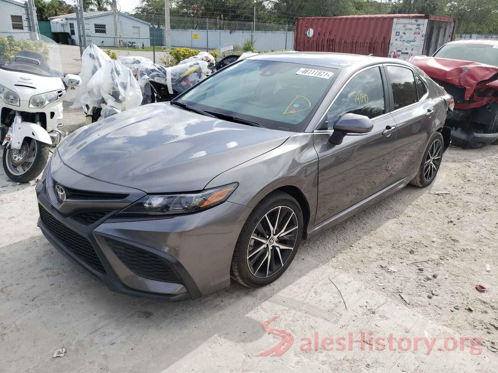 4T1T11AK2MU522929 2021 TOYOTA CAMRY