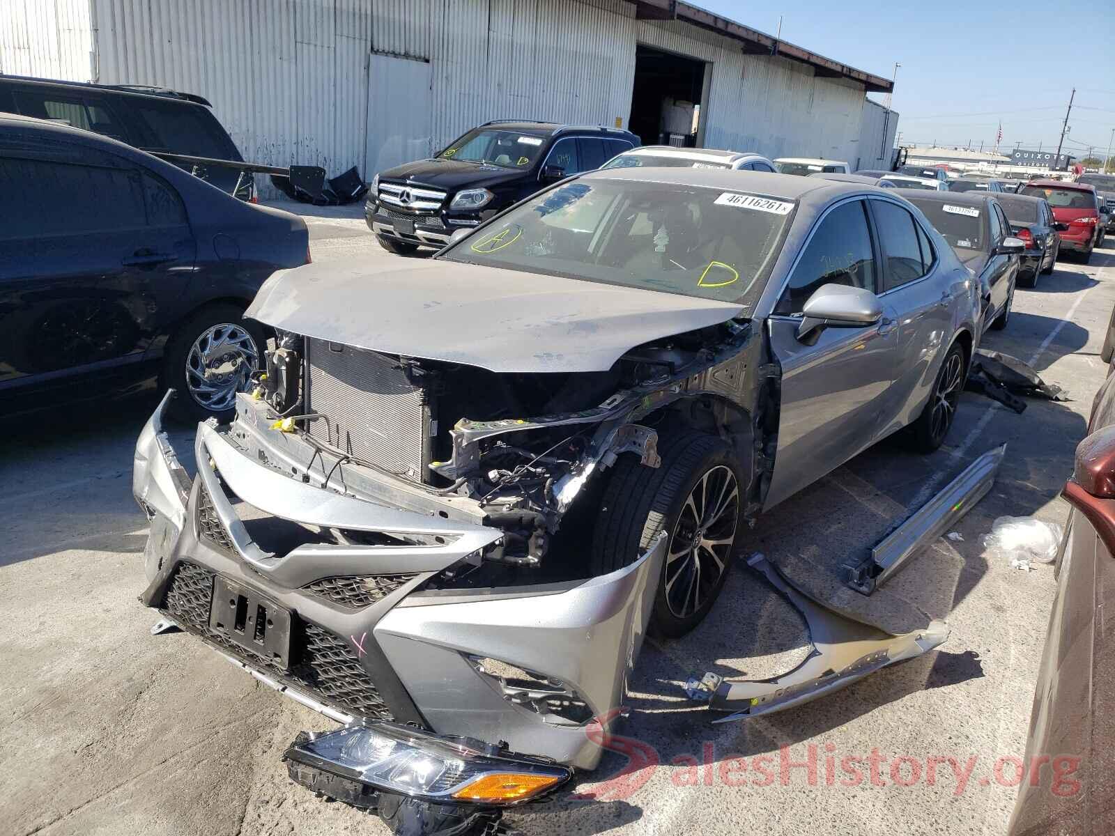 4T1B11HK2KU229028 2019 TOYOTA CAMRY