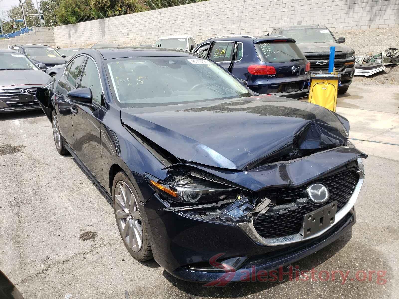 3MZBPAEM9KM102528 2019 MAZDA 3