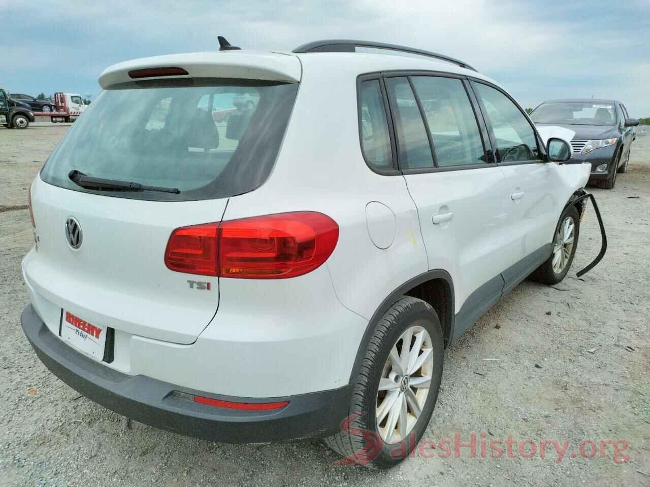 WVGAV7AX5HK053377 2017 VOLKSWAGEN TIGUAN