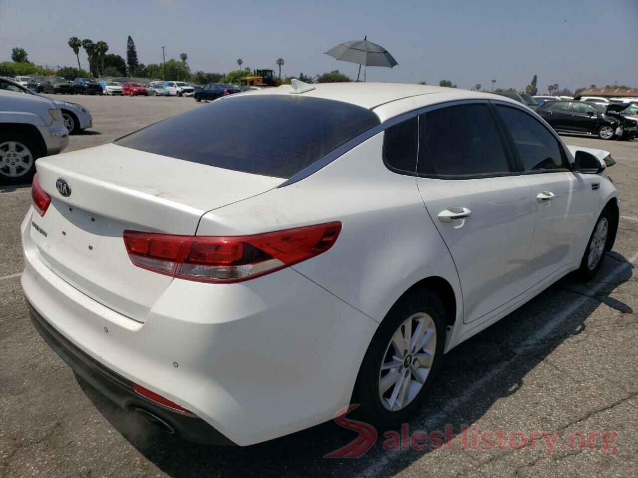 KNAGT4L34J5198828 2018 KIA OPTIMA