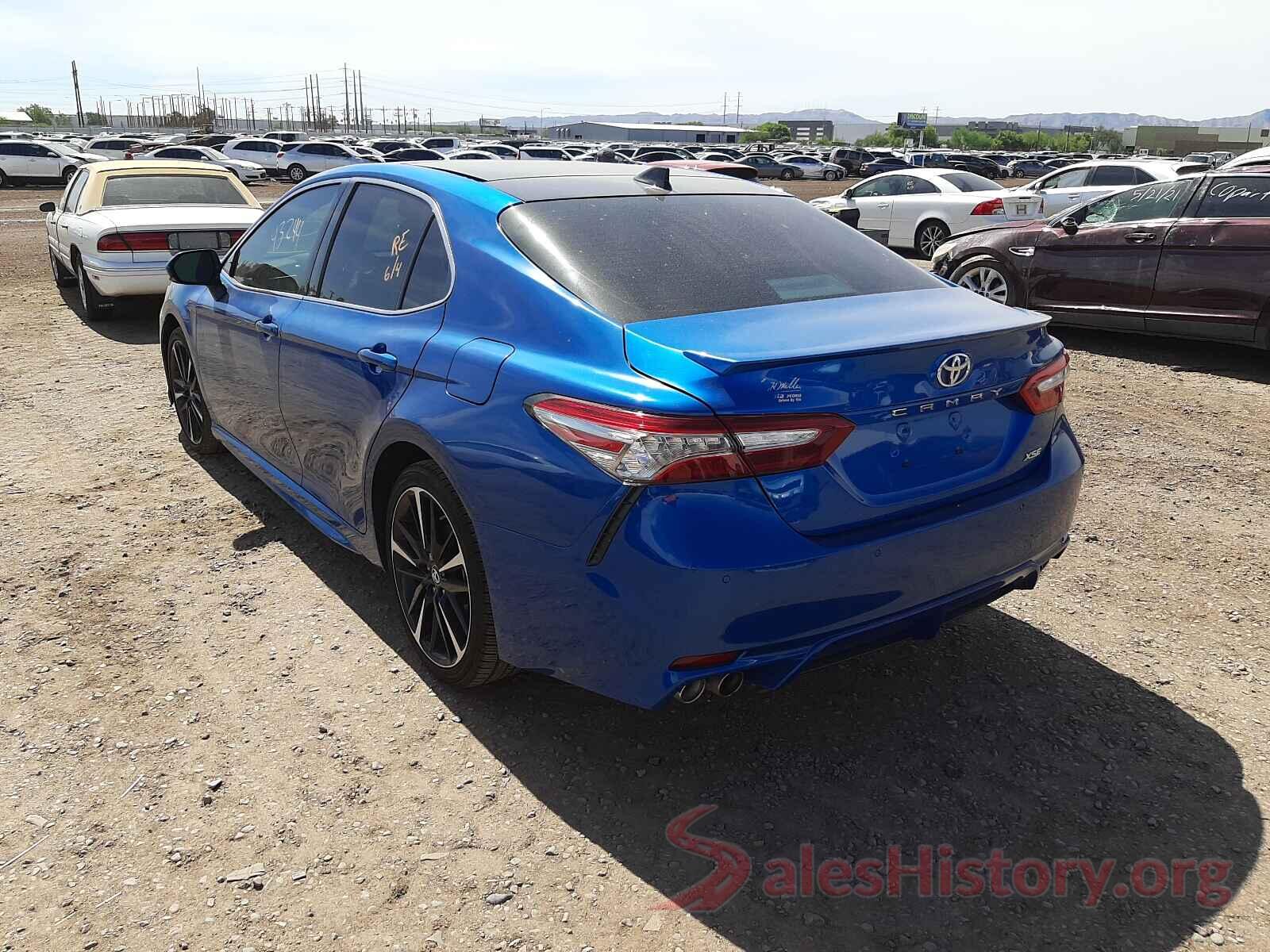 4T1B61HK0JU041429 2018 TOYOTA CAMRY