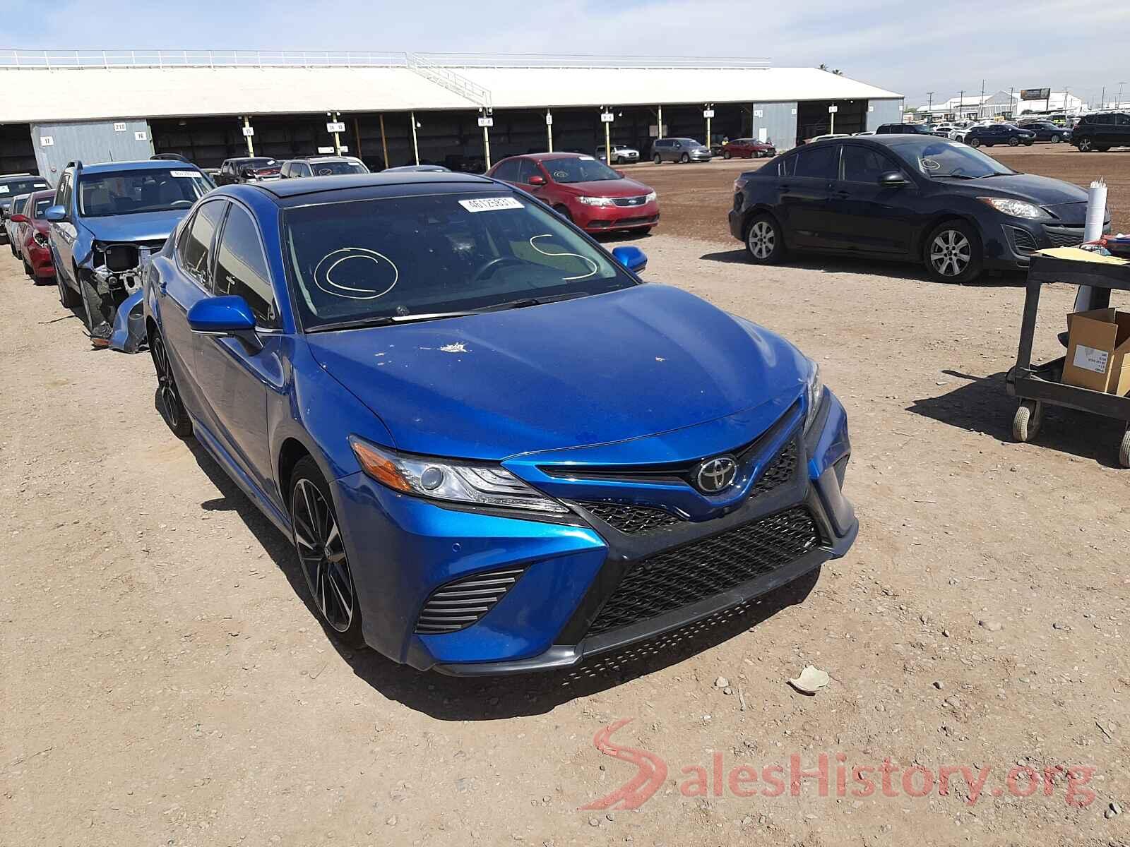 4T1B61HK0JU041429 2018 TOYOTA CAMRY