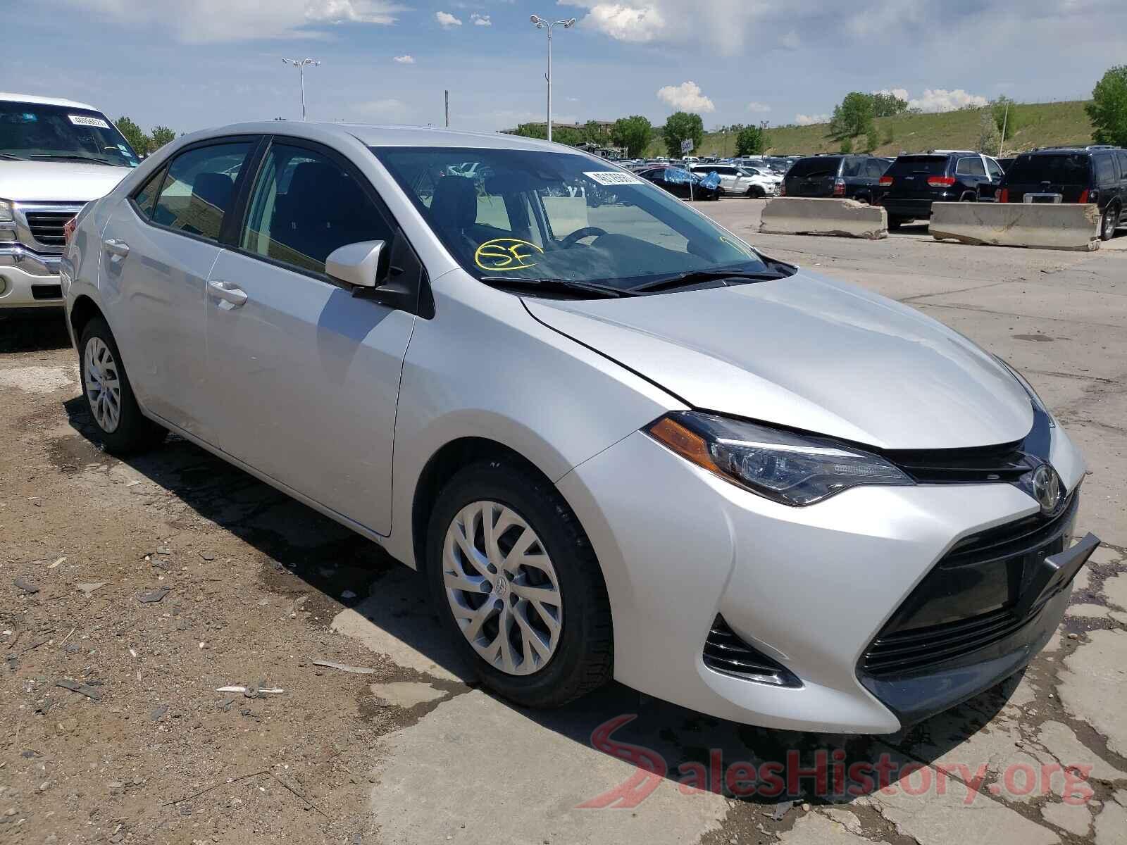 2T1BURHE2JC120262 2018 TOYOTA COROLLA