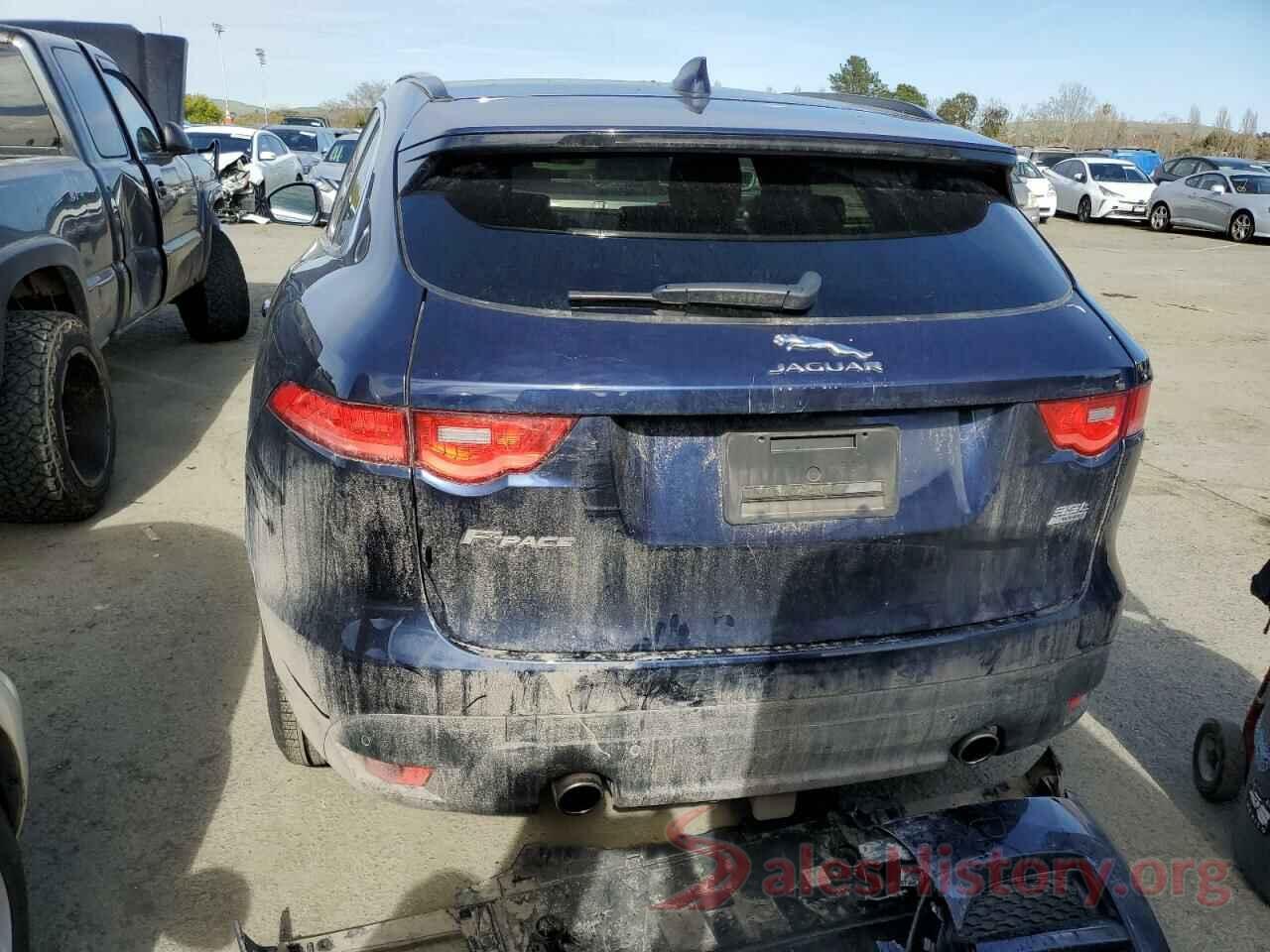 SADCK2EV0JA244027 2018 JAGUAR F-PACE