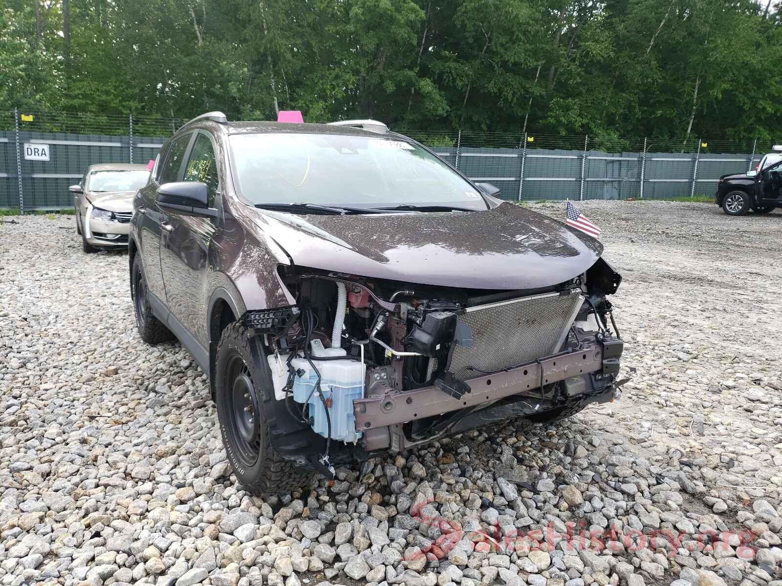 2T3BFREV2JW779897 2018 TOYOTA RAV4