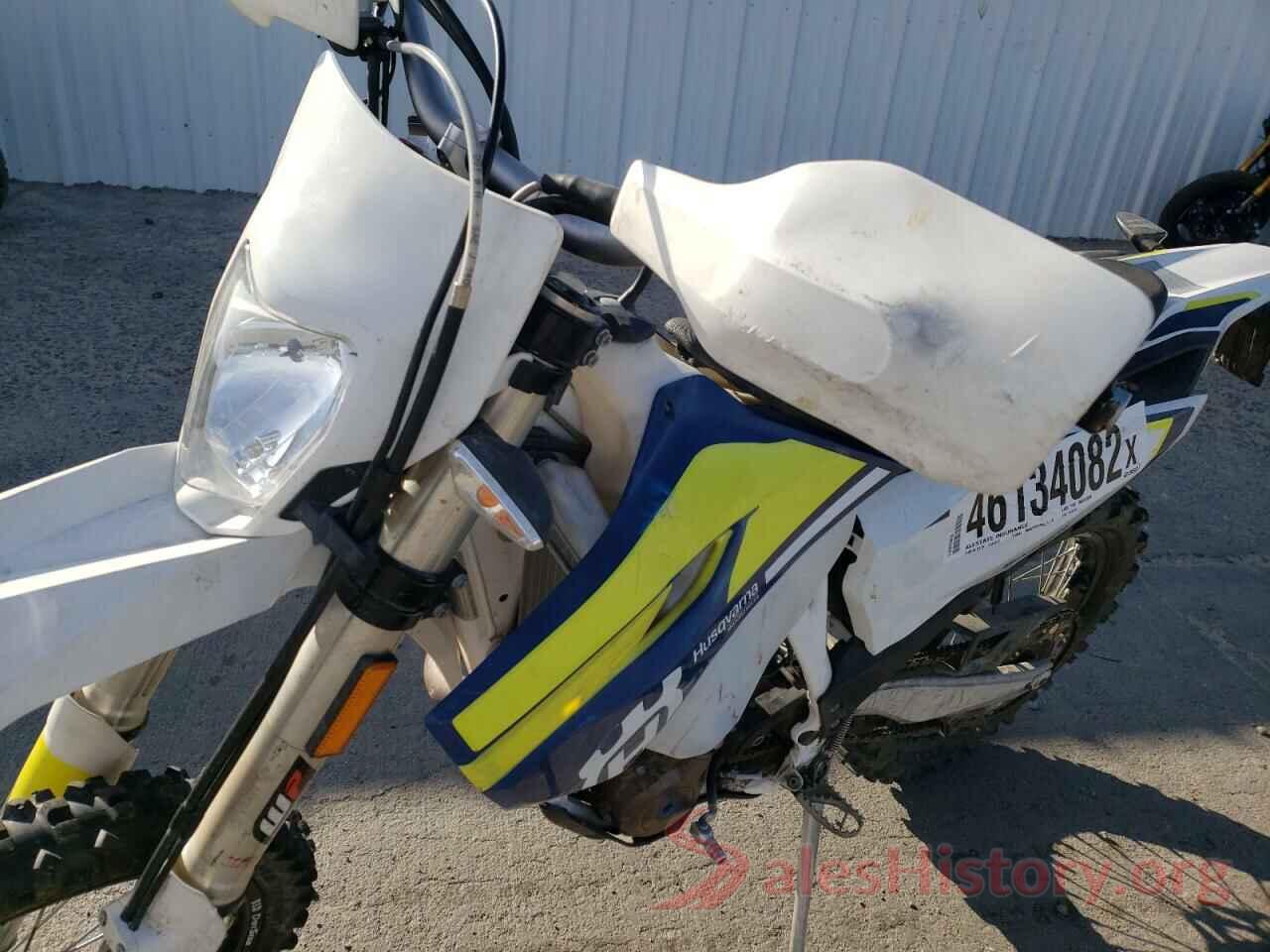 VBKUAK401GM264933 2016 HUSQVARNA MOTORCYCLE