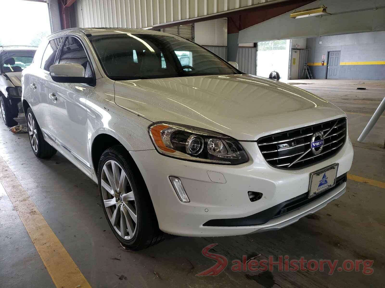 YV440MDU2H2065497 2017 VOLVO XC60