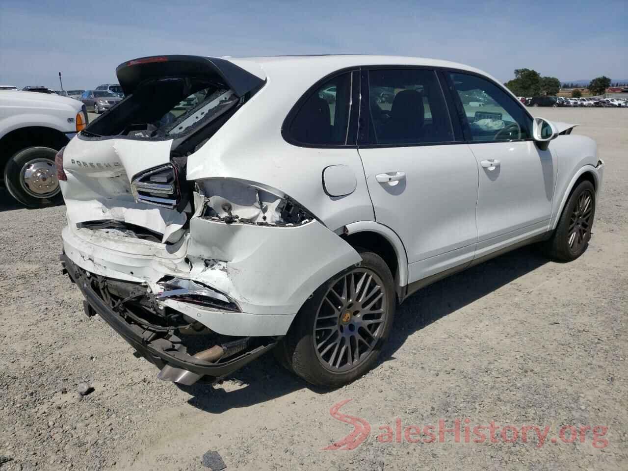 WP1AA2A24HKA85923 2017 PORSCHE CAYENNE