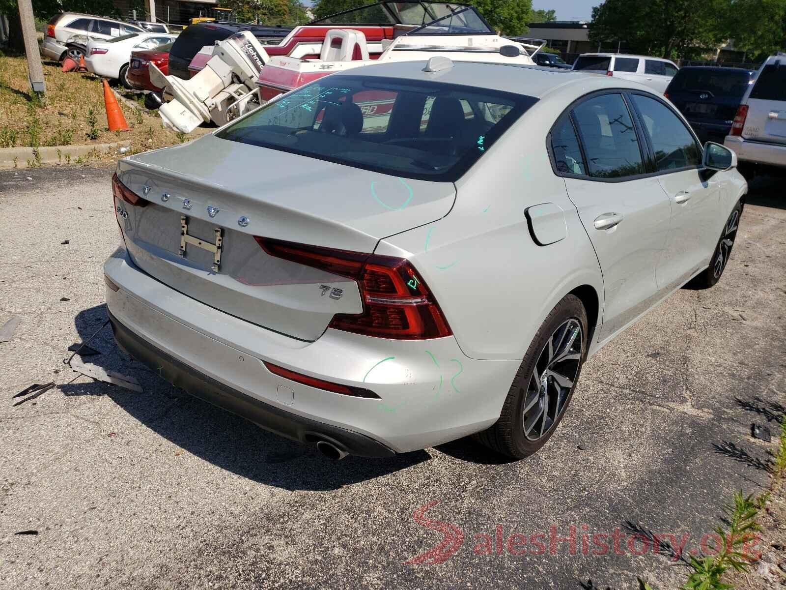 7JR102FK4LG062944 2020 VOLVO S60