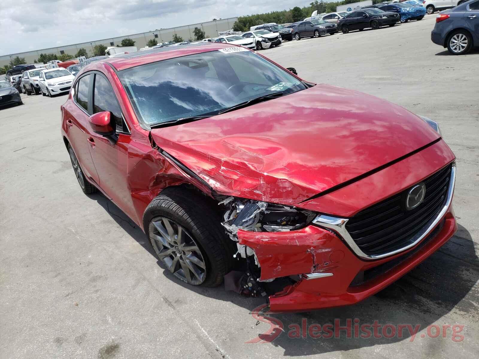 3MZBN1M3XJM239815 2018 MAZDA 3