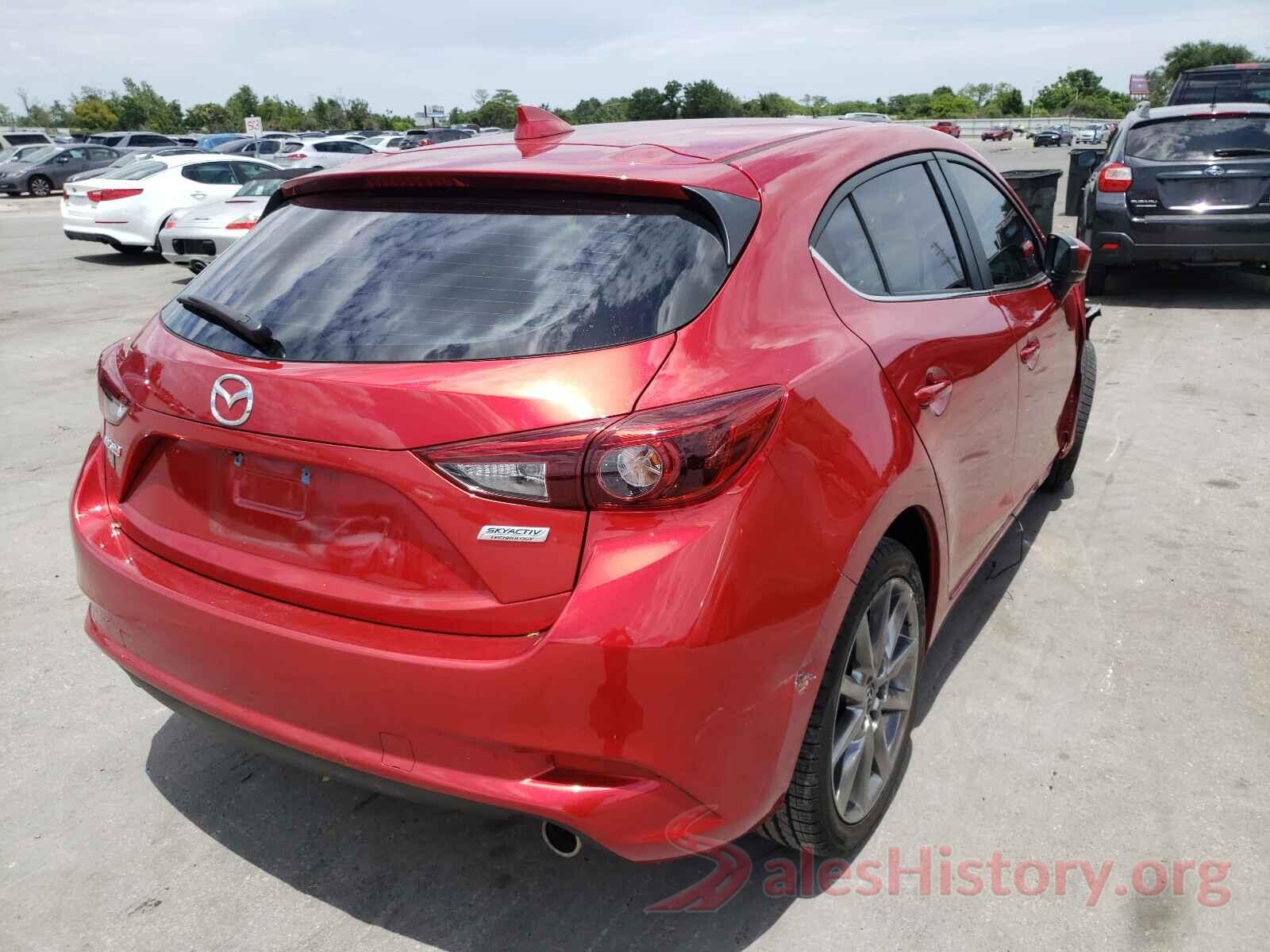 3MZBN1M3XJM239815 2018 MAZDA 3