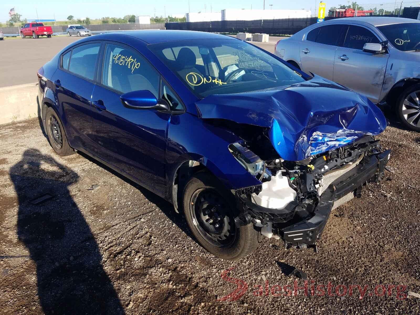 3KPFK4A71JE175180 2018 KIA FORTE