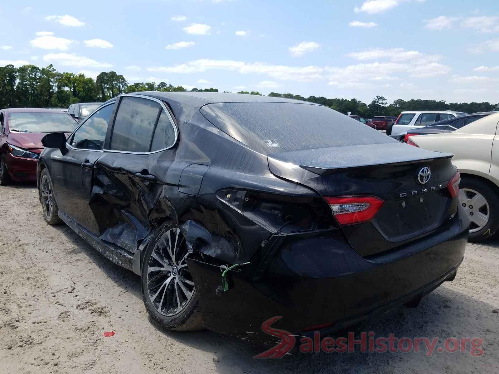 4T1B11HK4JU154024 2018 TOYOTA CAMRY