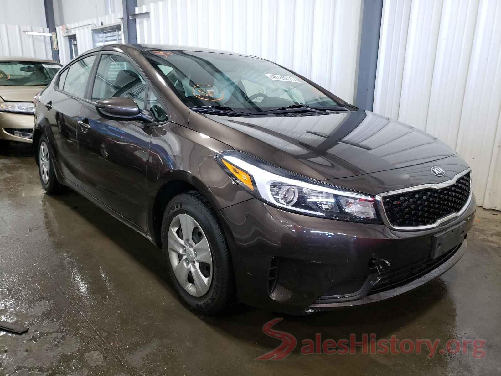 3KPFK4A71JE175714 2018 KIA FORTE