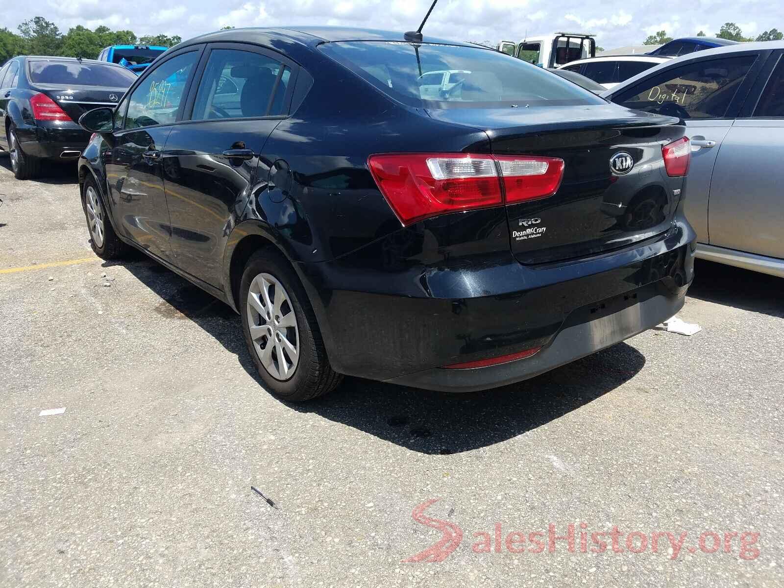 KNADM4A34H6049049 2017 KIA RIO