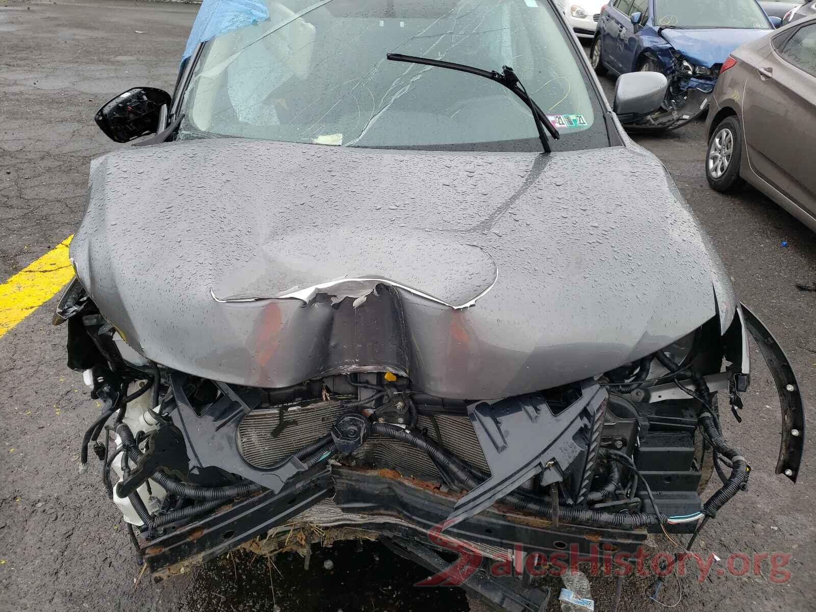 KNMAT2MVXHP563735 2017 NISSAN ROGUE