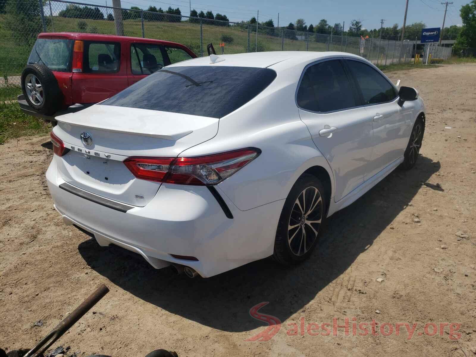 4T1B11HK0KU745517 2019 TOYOTA CAMRY