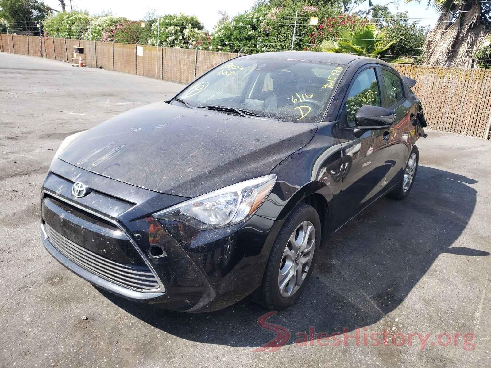 3MYDLBYV0JY319797 2018 TOYOTA YARIS