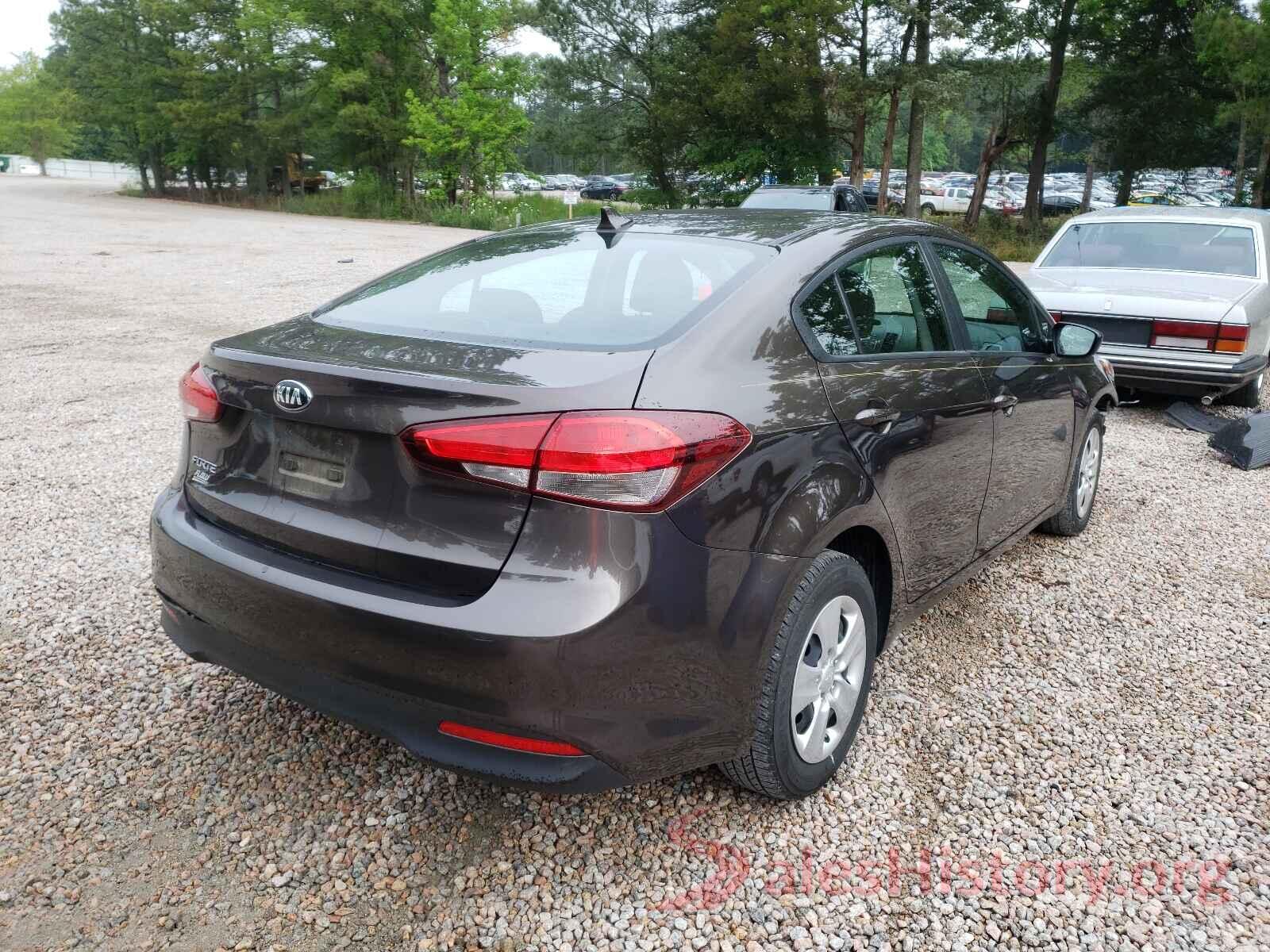 3KPFK4A71HE141718 2017 KIA FORTE