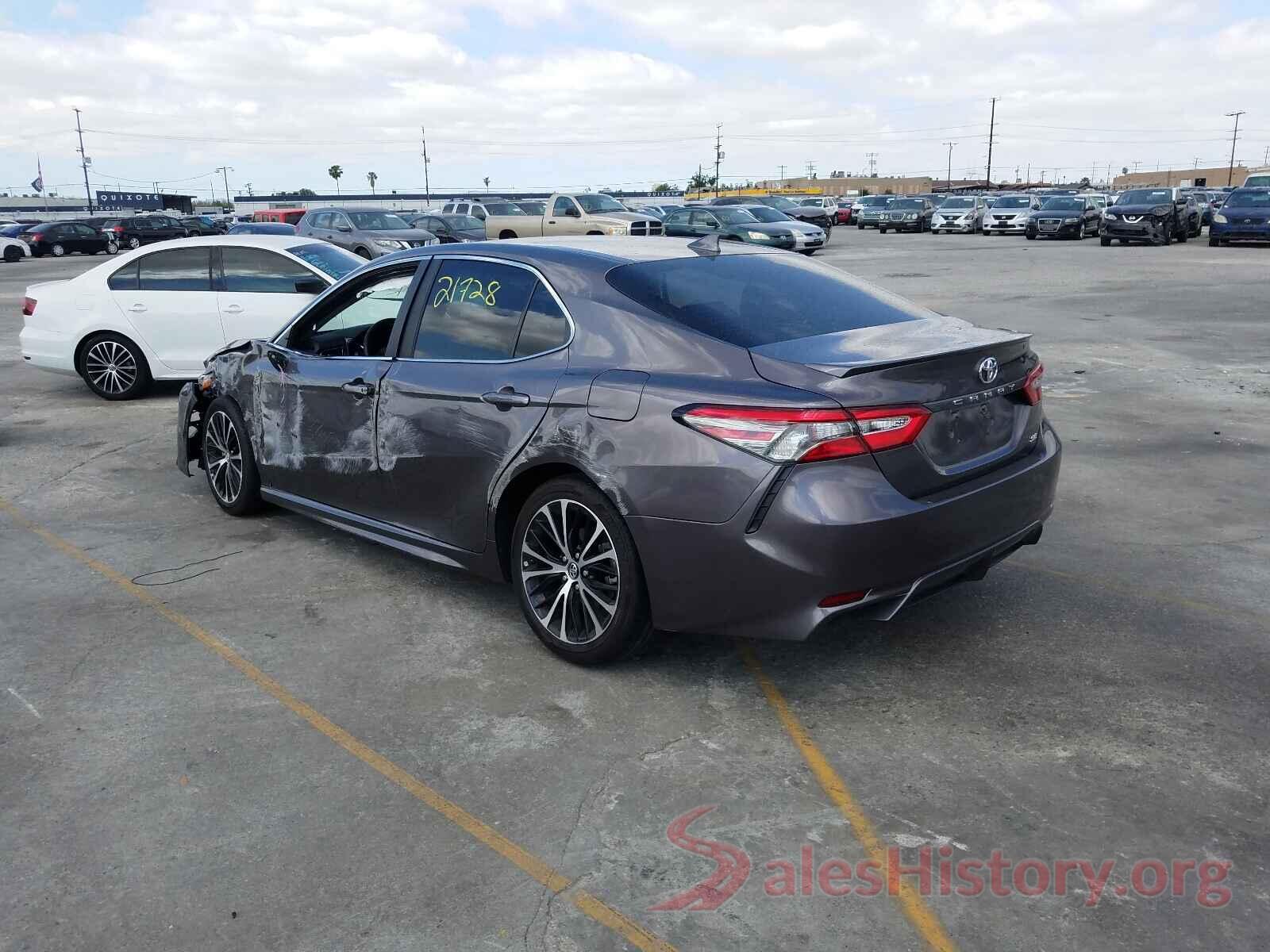 4T1B11HK0KU798072 2019 TOYOTA CAMRY