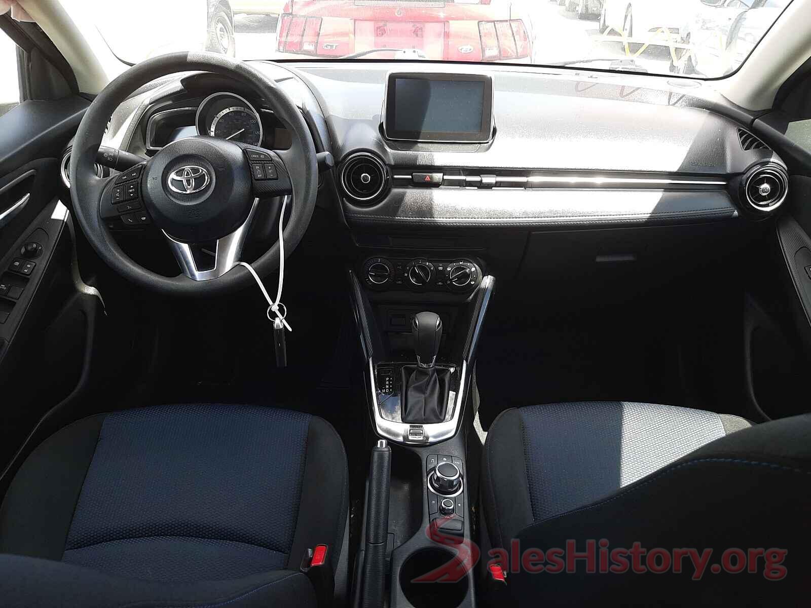 3MYDLBYV2JY320286 2018 TOYOTA YARIS