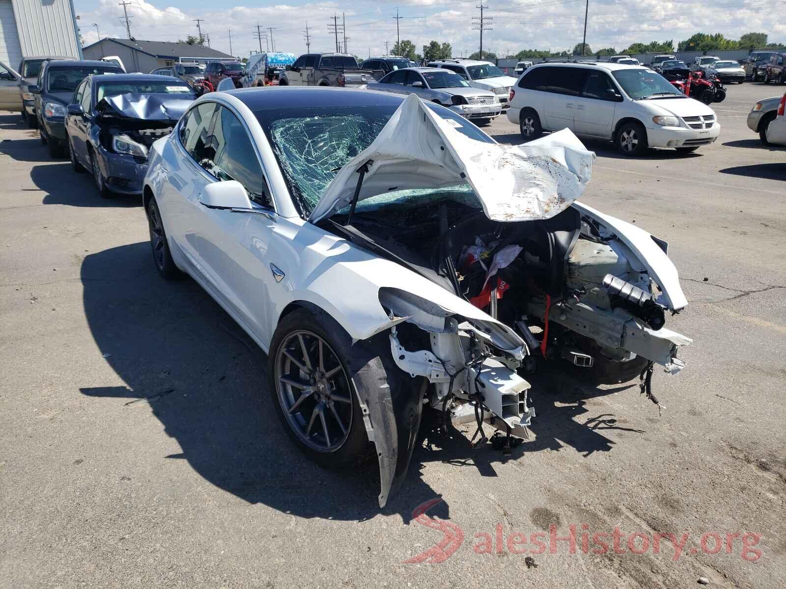 5YJ3E1EA0JF162462 2018 TESLA MODEL 3