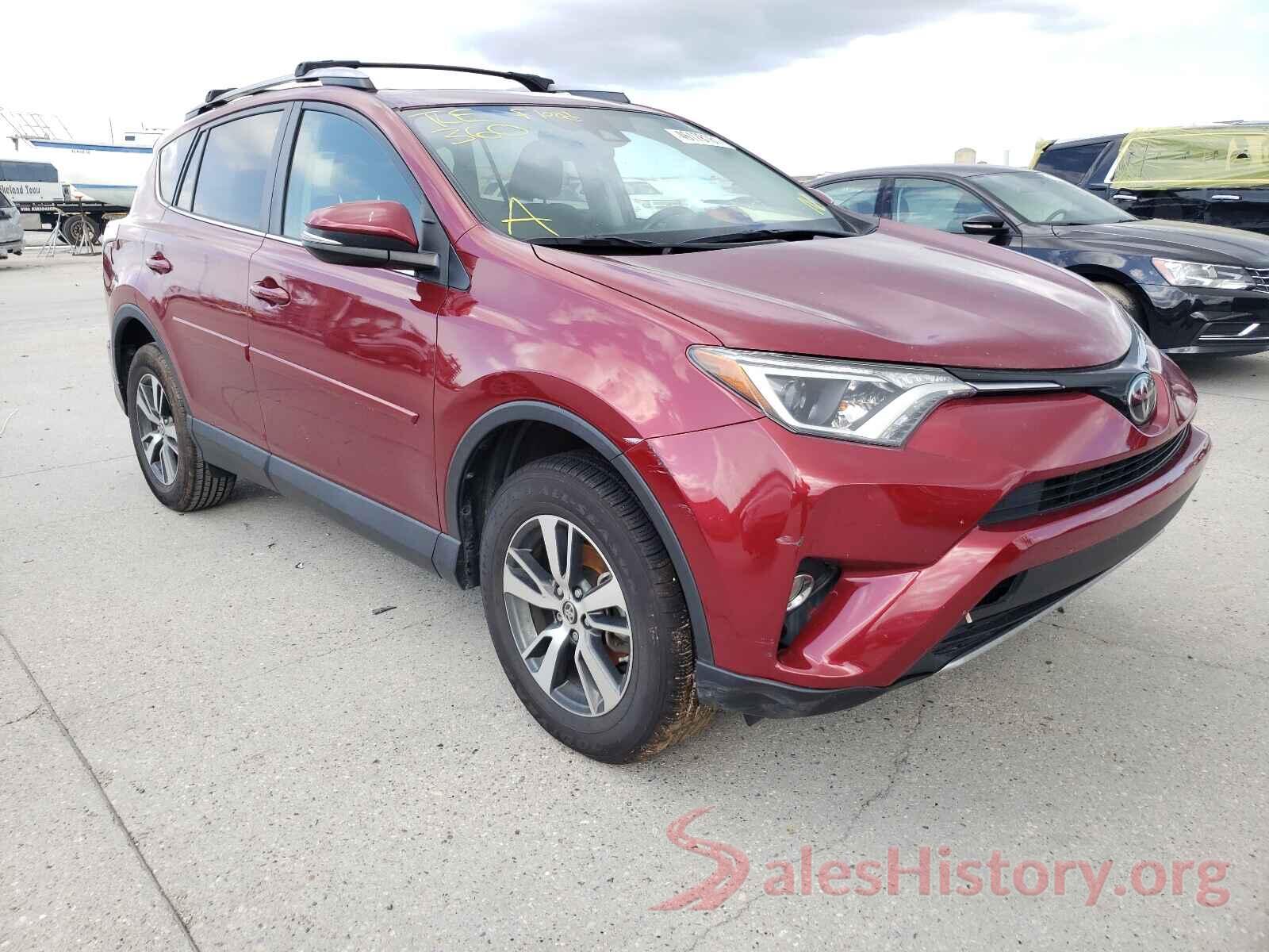 2T3WFREVXJW506885 2018 TOYOTA RAV4