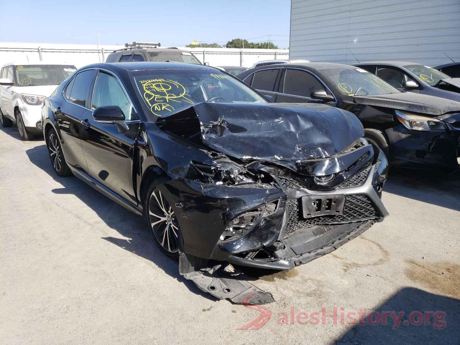 JTNB11HK8J3039223 2018 TOYOTA CAMRY