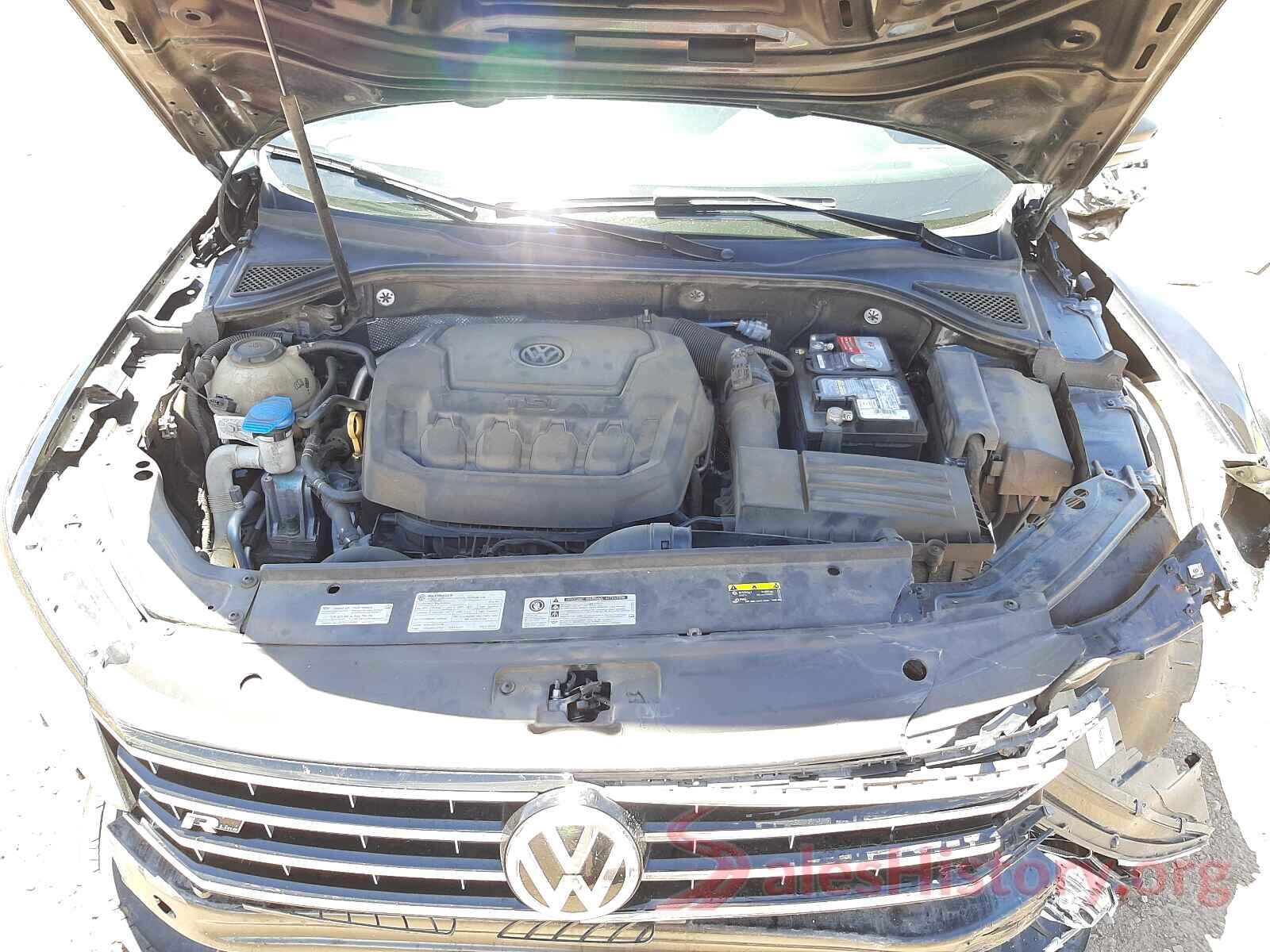 1VWAA7A36JC017031 2018 VOLKSWAGEN PASSAT