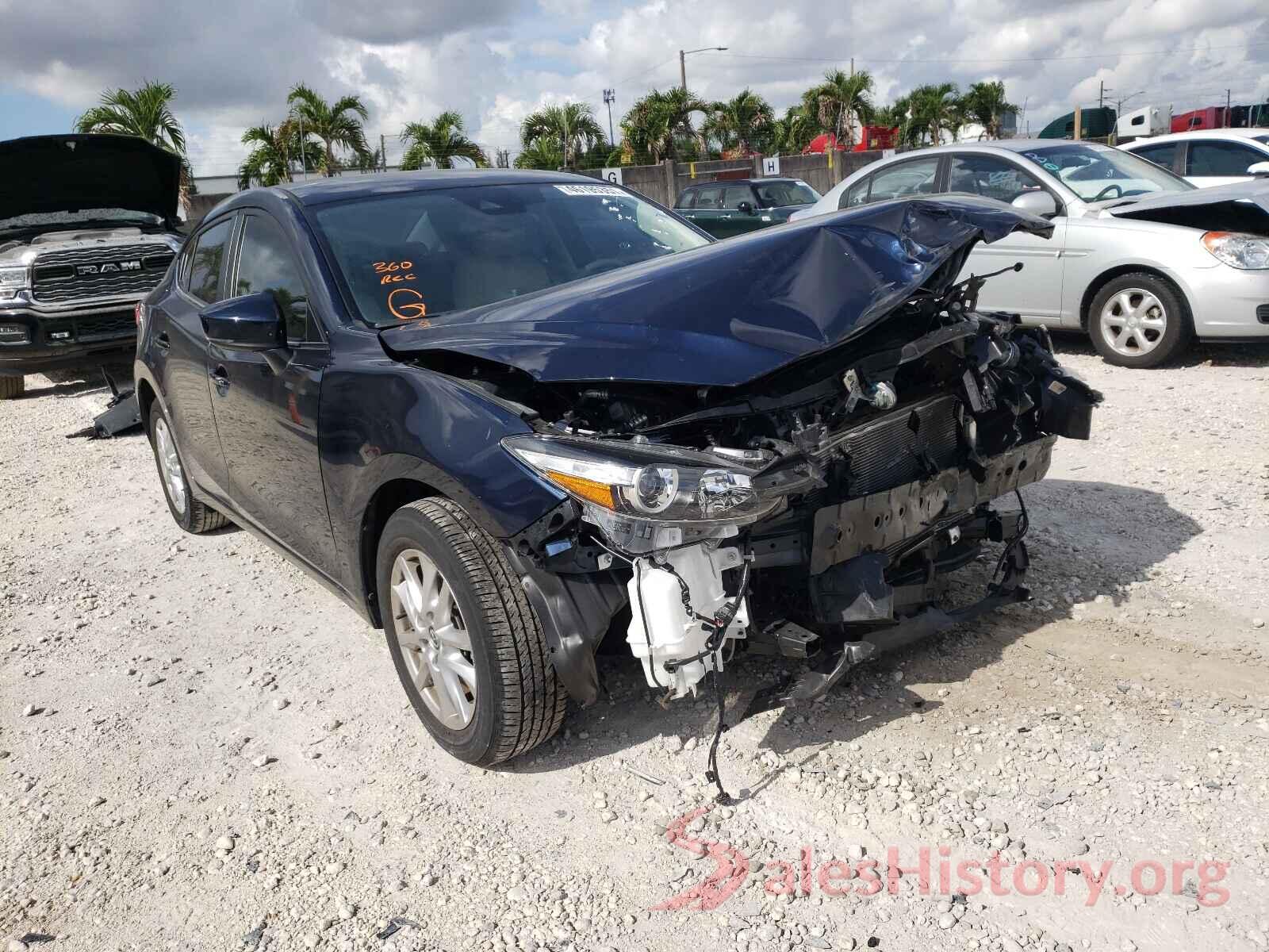 3MZBN1U75JM244746 2018 MAZDA 3