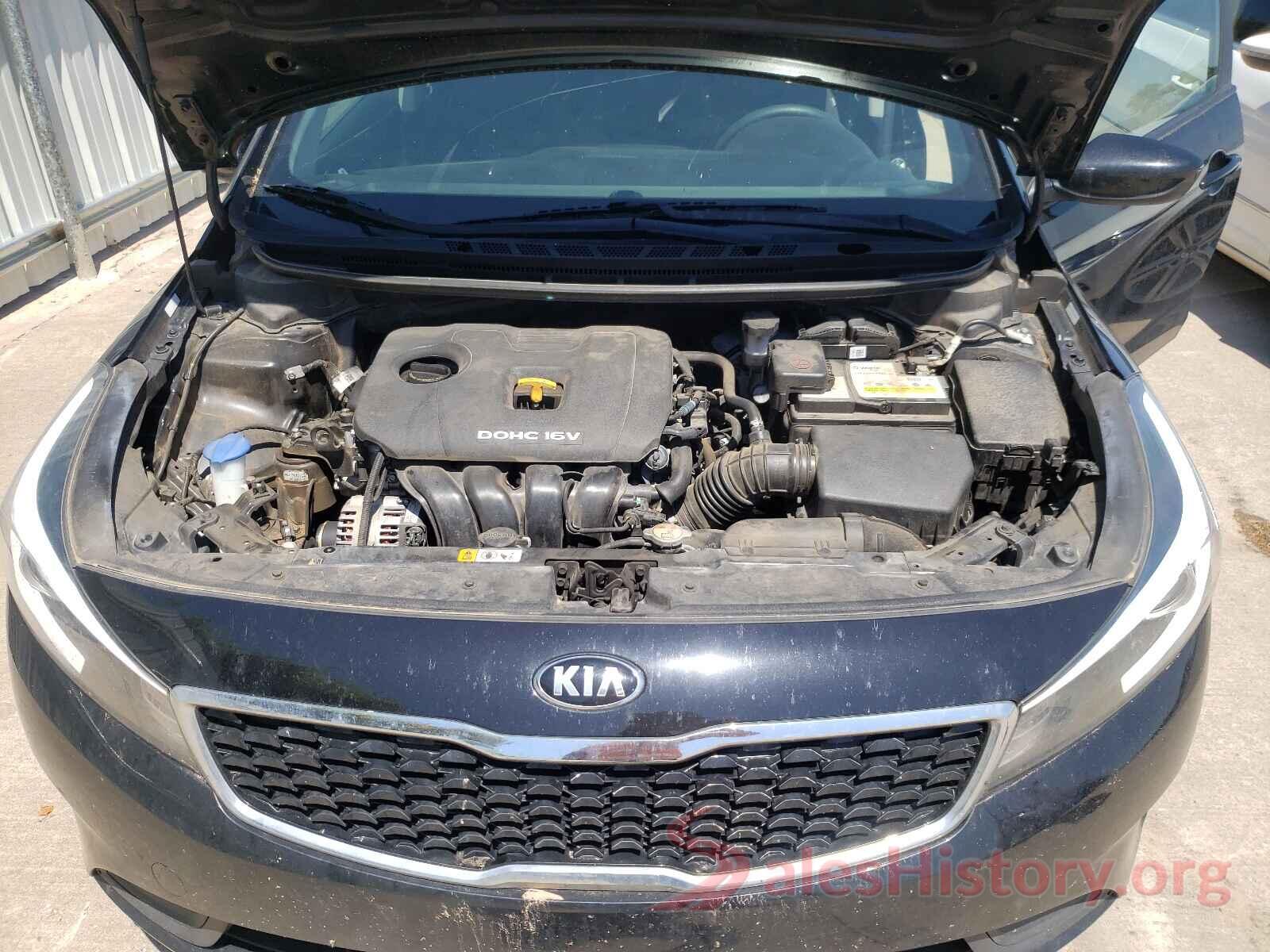 3KPFK4A72JE272601 2018 KIA FORTE