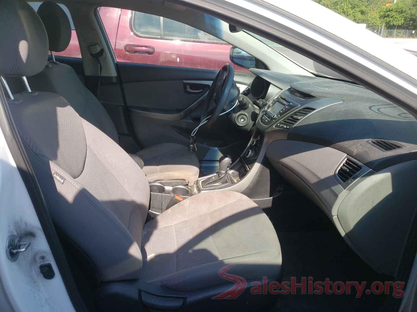 5NPDH4AE2GH688740 2016 HYUNDAI ELANTRA