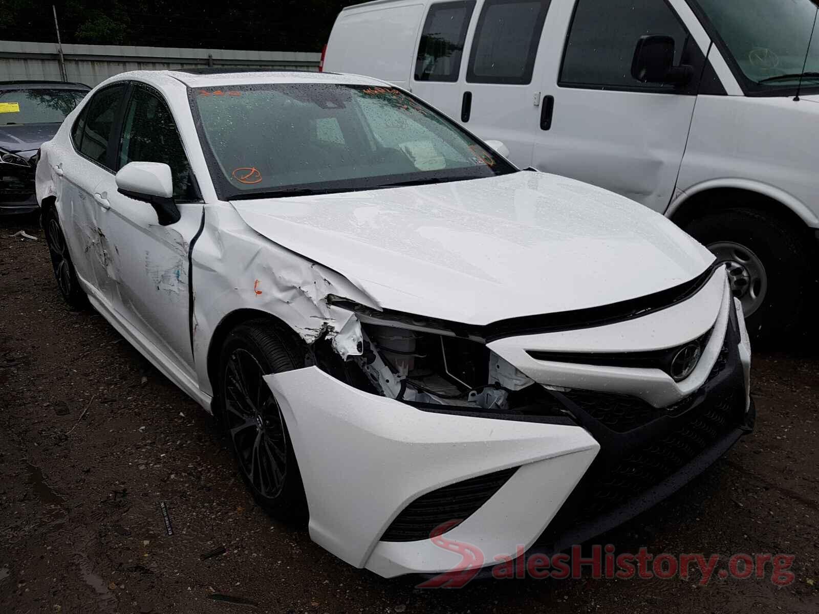 4T1B11HKXKU806162 2019 TOYOTA CAMRY