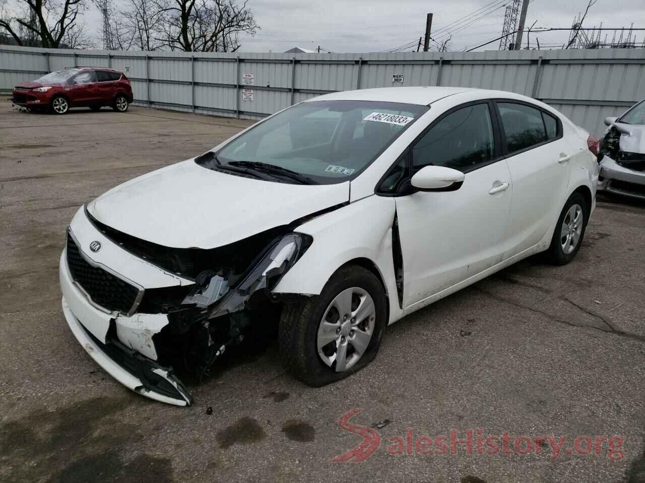 3KPFK4A7XJE205728 2018 KIA FORTE