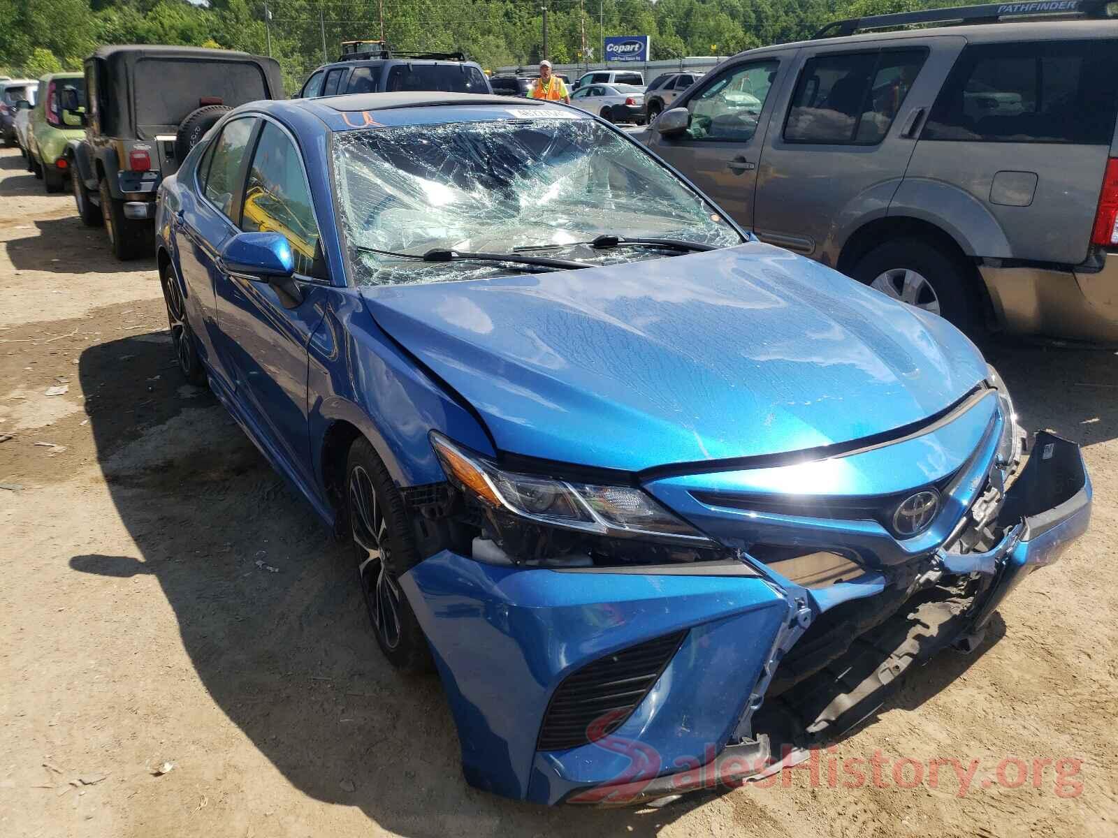 4T1B11HKXJU131315 2018 TOYOTA CAMRY