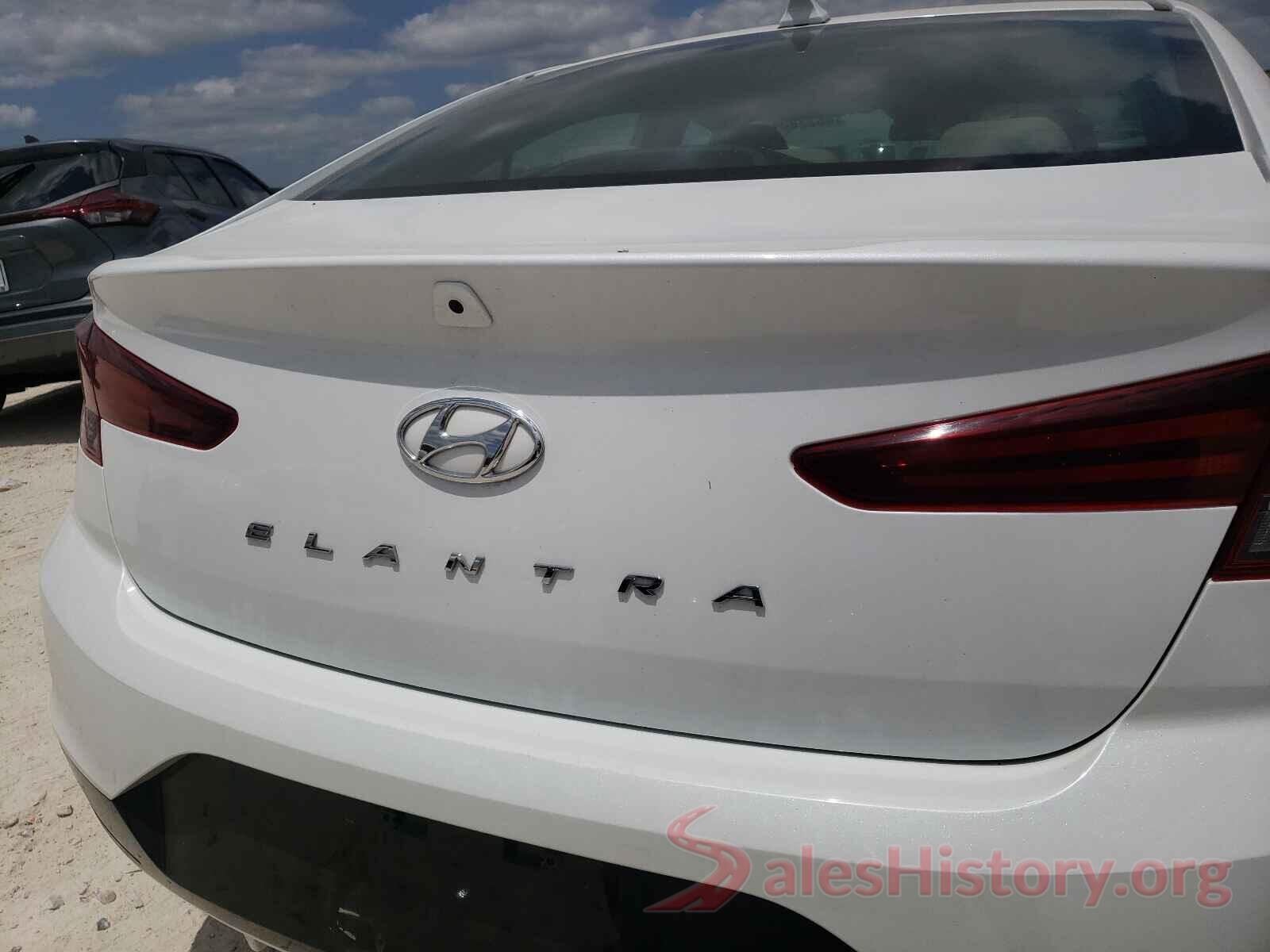 5NPD84LFXLH509585 2020 HYUNDAI ELANTRA