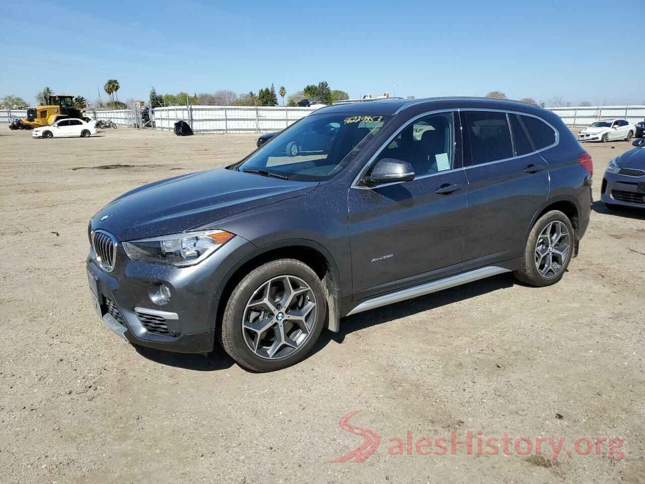 WBXHT3Z34J4A66415 2018 BMW X1