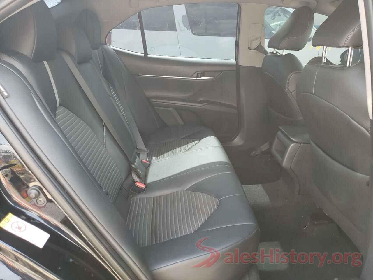 4T1B11HK7JU512779 2018 TOYOTA CAMRY