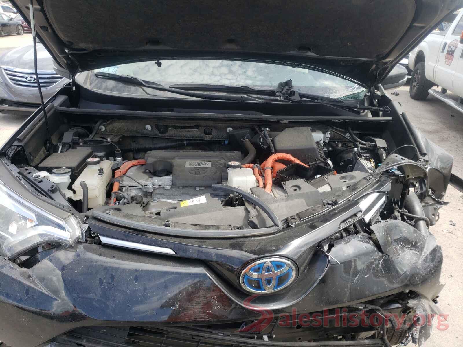 JTMDJREV0HD142747 2017 TOYOTA RAV4