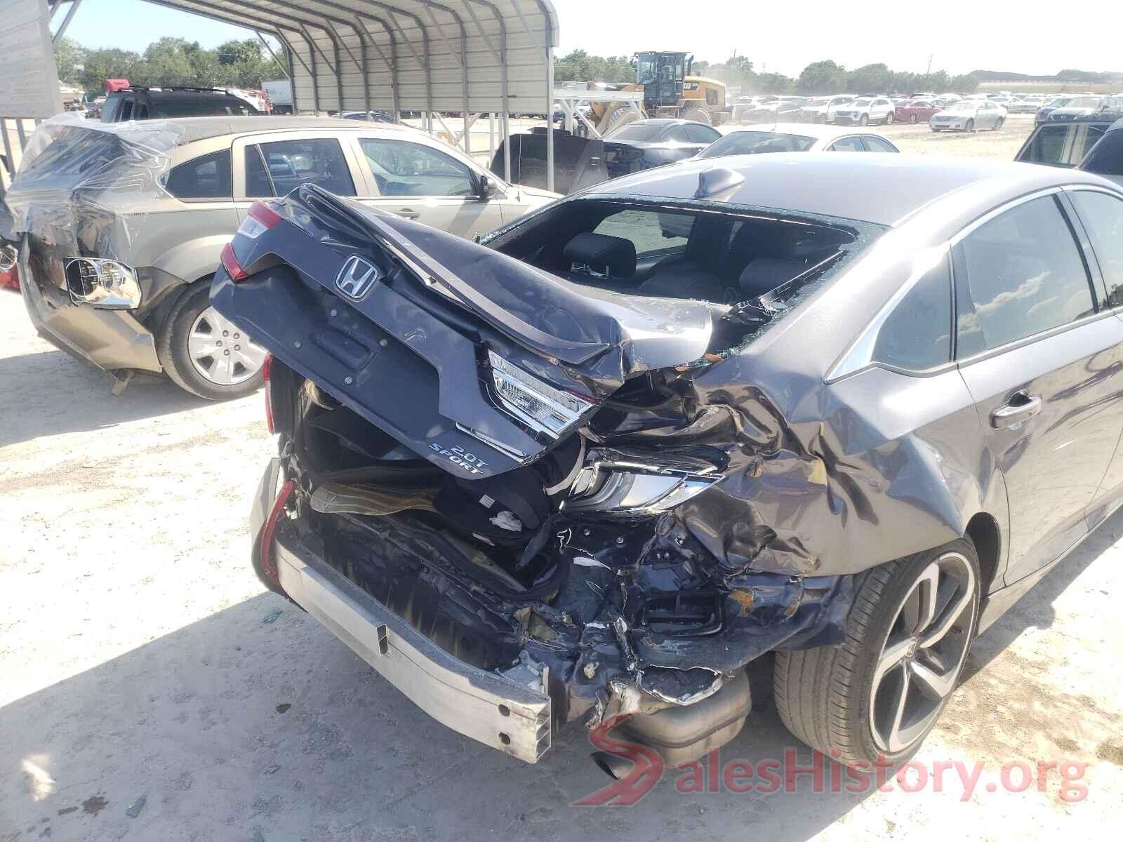 1HGCV2F36JA020519 2018 HONDA ACCORD