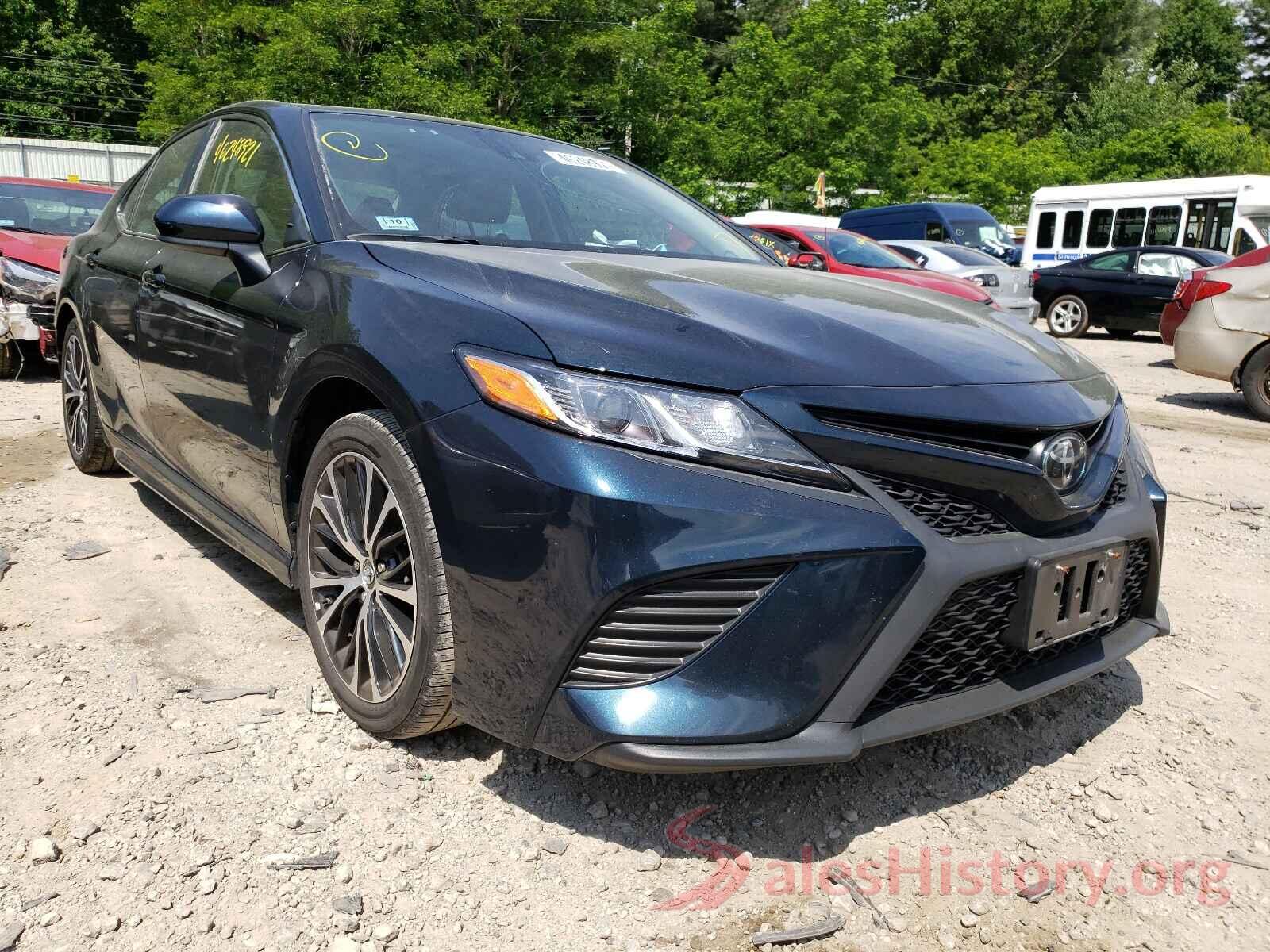 4T1B11HK8KU760380 2019 TOYOTA CAMRY