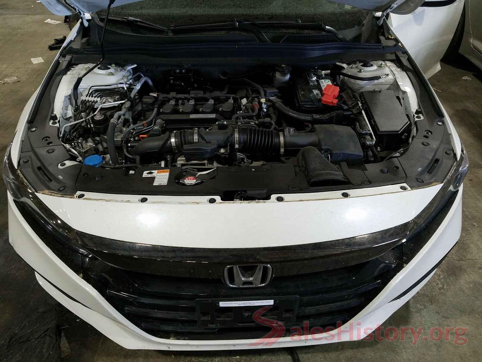 1HGCV1F33JA072006 2018 HONDA ACCORD