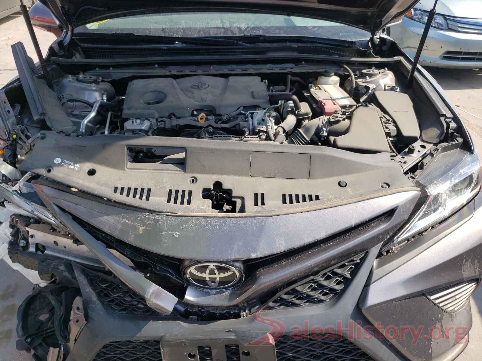 4T1B11HK2KU682758 2019 TOYOTA CAMRY