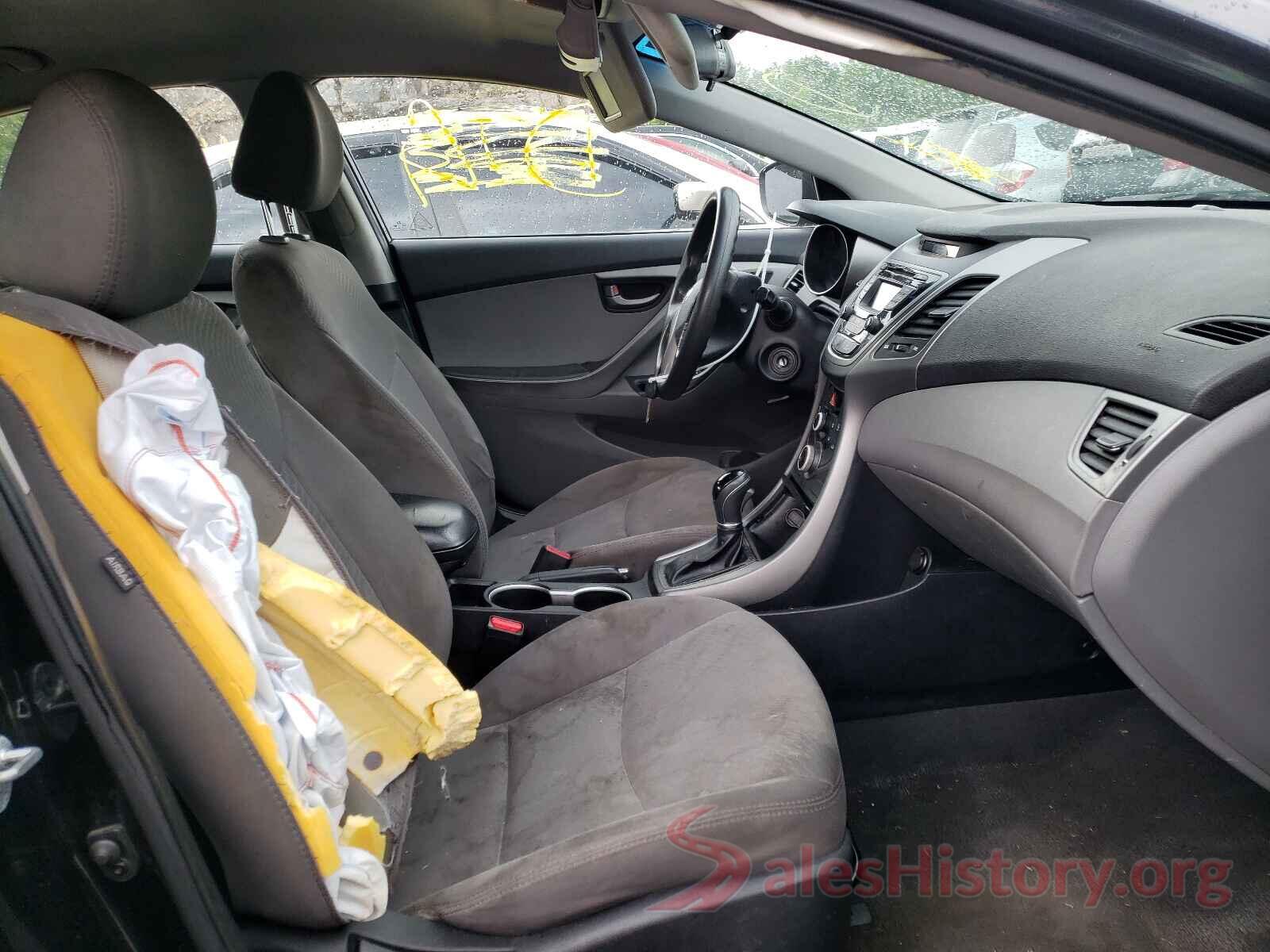 5NPDH4AE4GH733208 2016 HYUNDAI ELANTRA