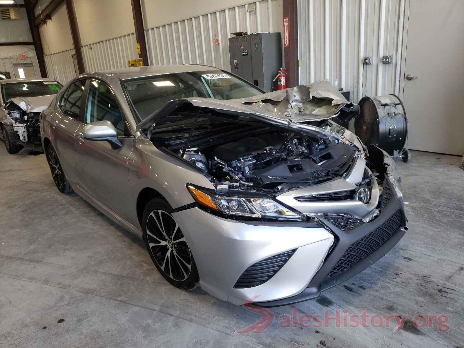 4T1B11HK0KU813556 2019 TOYOTA CAMRY