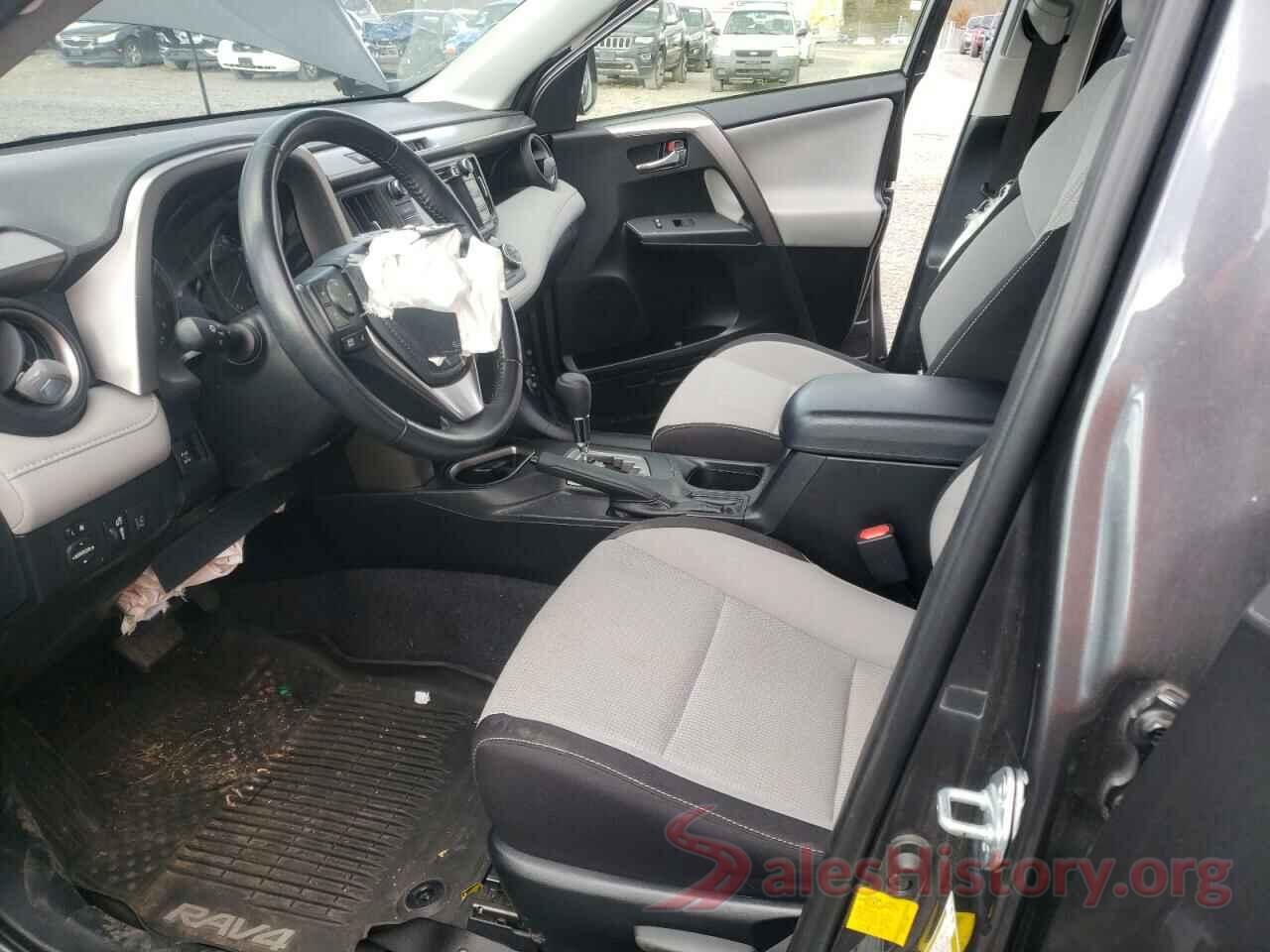 JTMRFREVXJJ749303 2018 TOYOTA RAV4